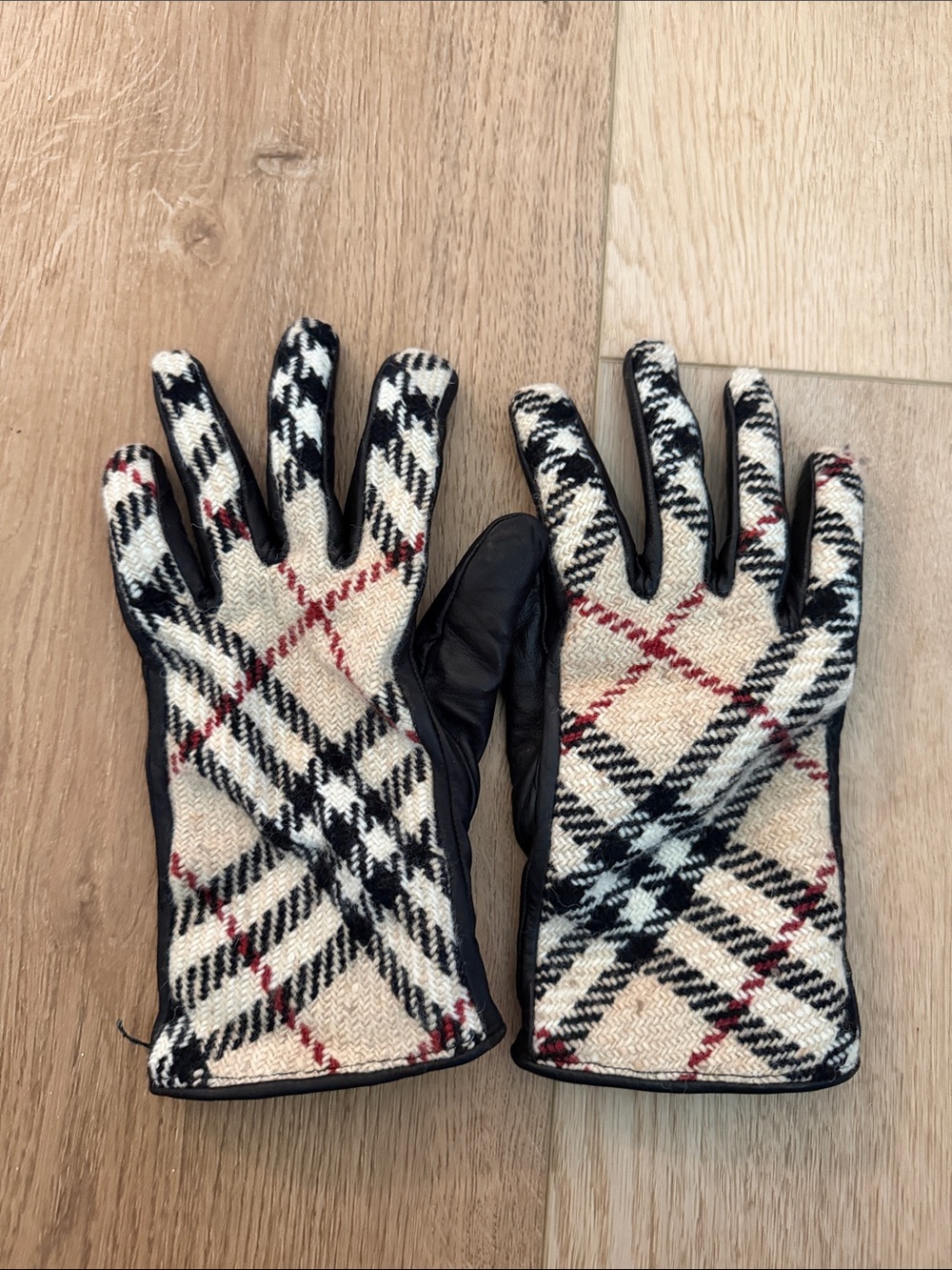 Burberry Plaid wool leather palm of Gloves‎ - Picture 2 of 11